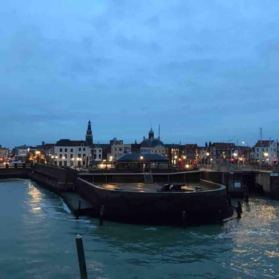 Onder De Boule Petit Daire Vlissingen Dış mekan fotoğraf